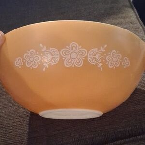 Pyrex Butterfly Gold 444 4 Qt. Bowl